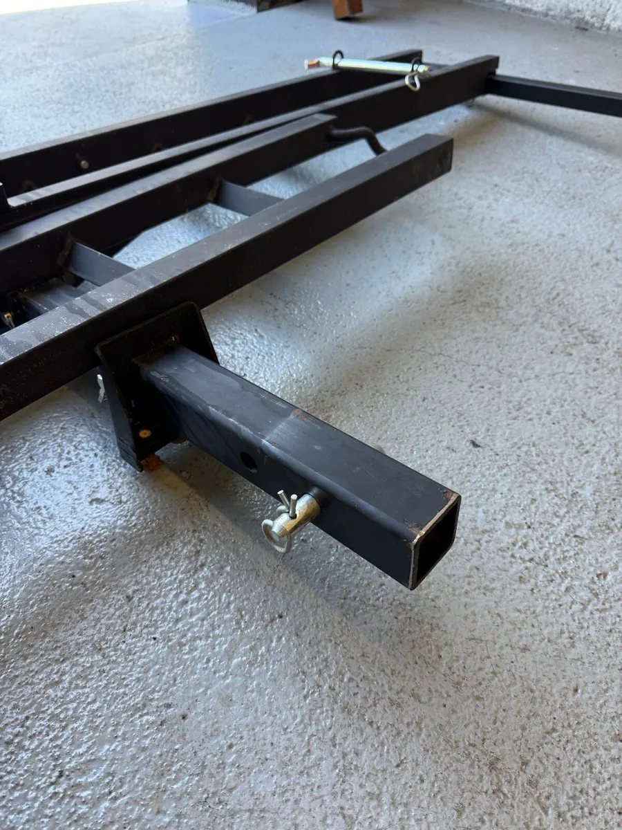 Motorcycle carrier for car - Image 2