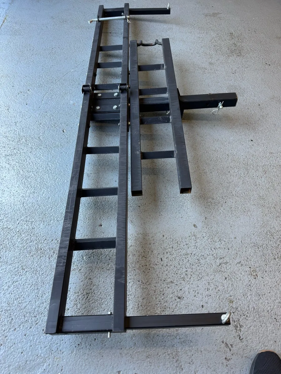 Motorcycle carrier for car - Image 3
