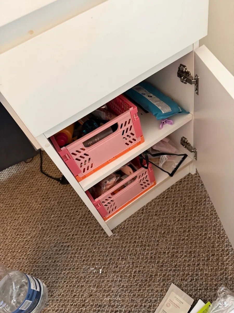 Desk with two shelves and drawer - Image 4