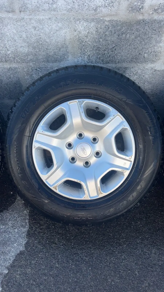 ford ranger alloys and tyres - Image 3