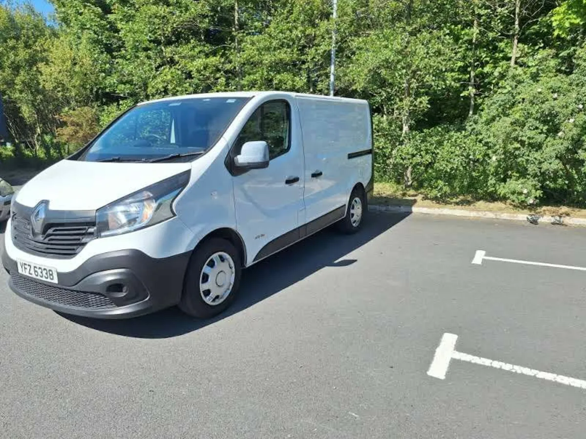 Renault Trafic 2015 Low Low Miles MOT. No VAT - Image 3