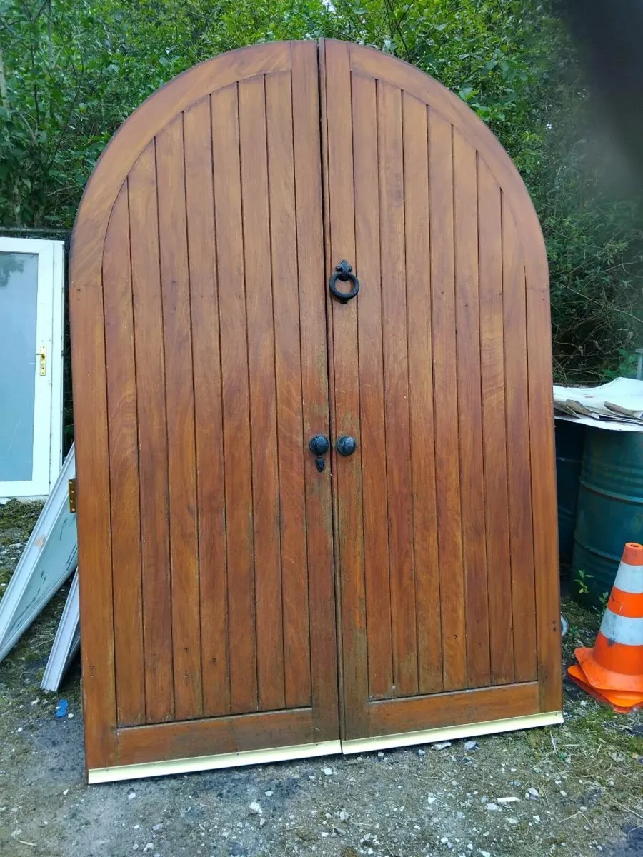 Teak doors - Image 1