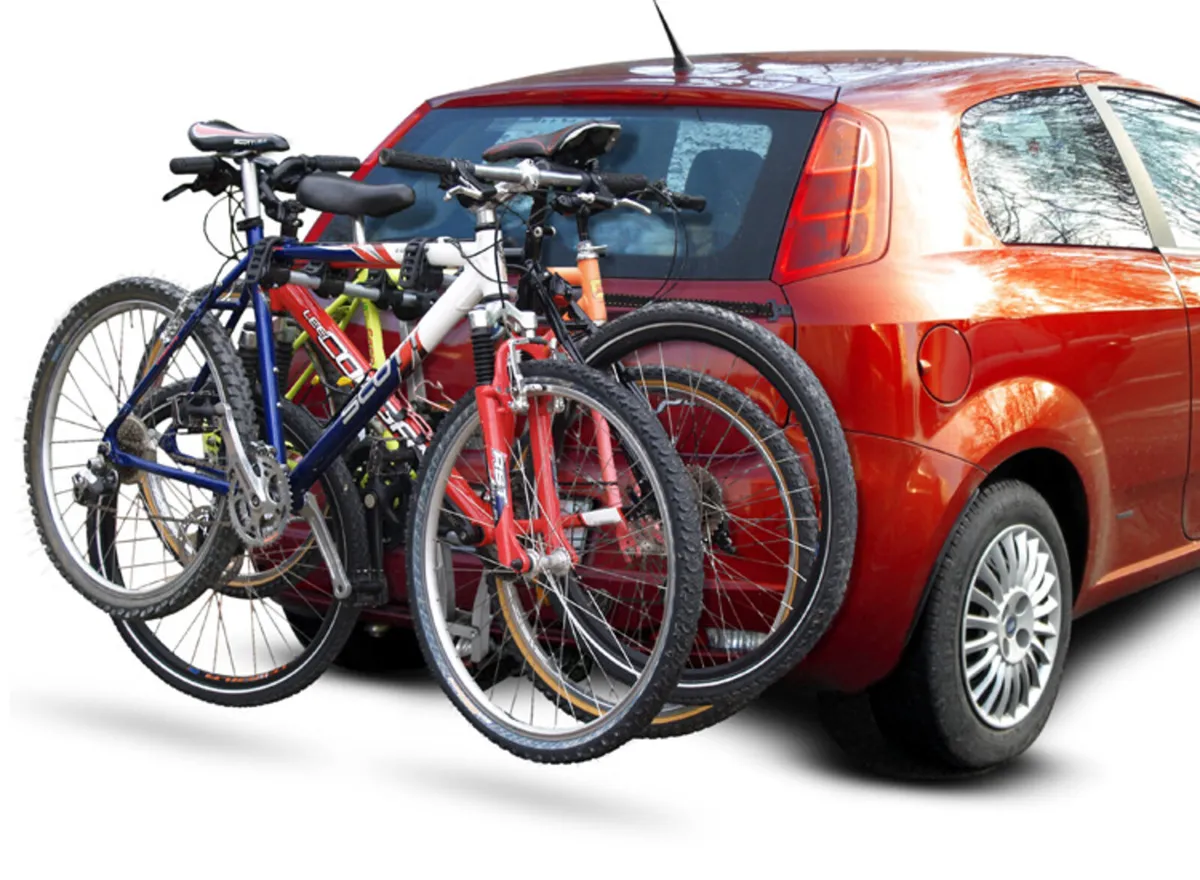 Menabo Marius Towball Mounted 3 Bike Carrier - Image 1