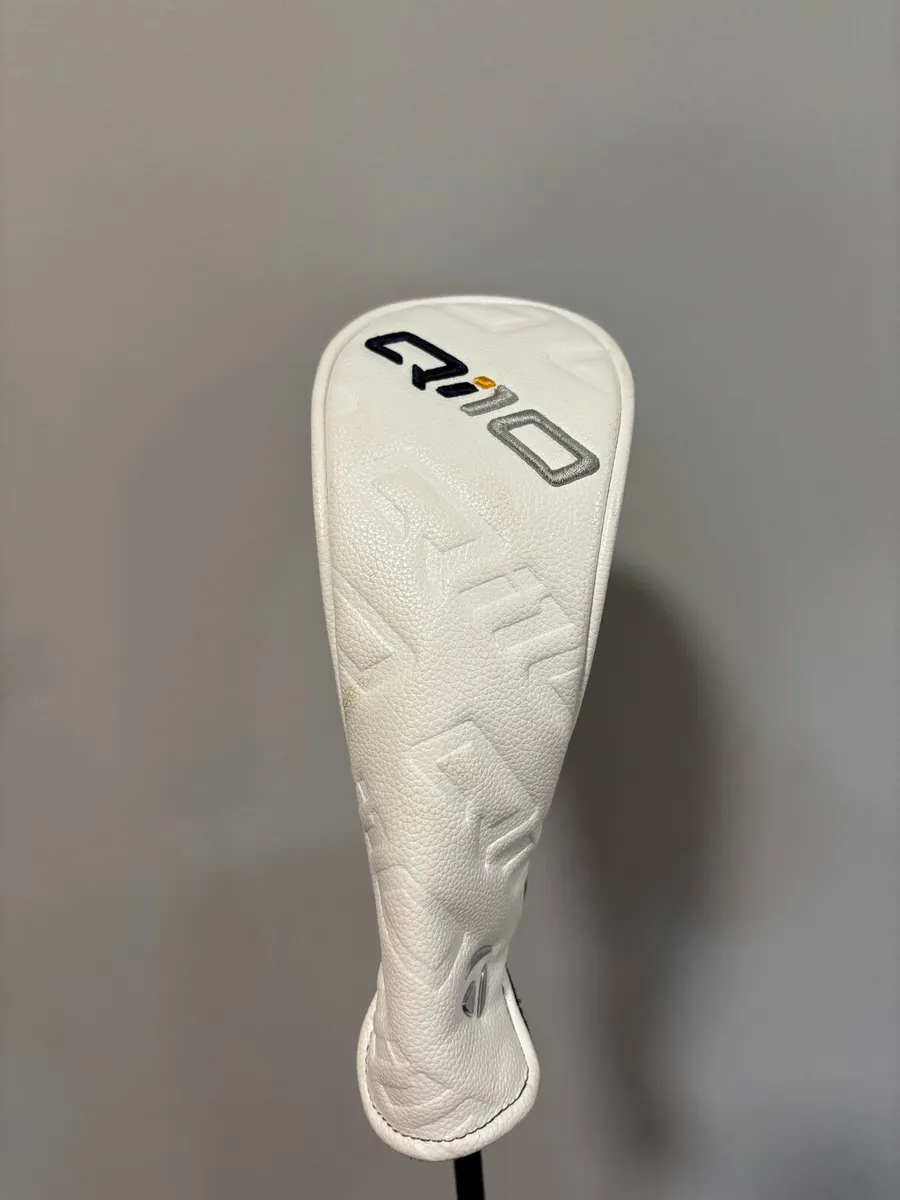 Left Hand Taylormade Qi10 22deg 4 Hybrid - Image 1