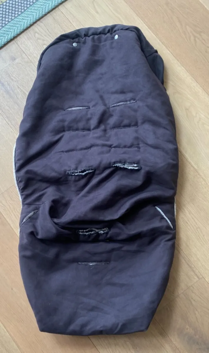 Wallaboo FootMuff - Image 4