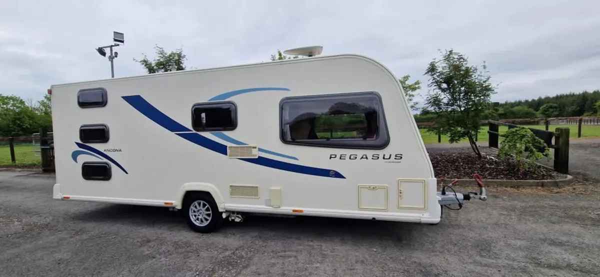 Bailey Pegasus x 6 berth caravan - Image 1