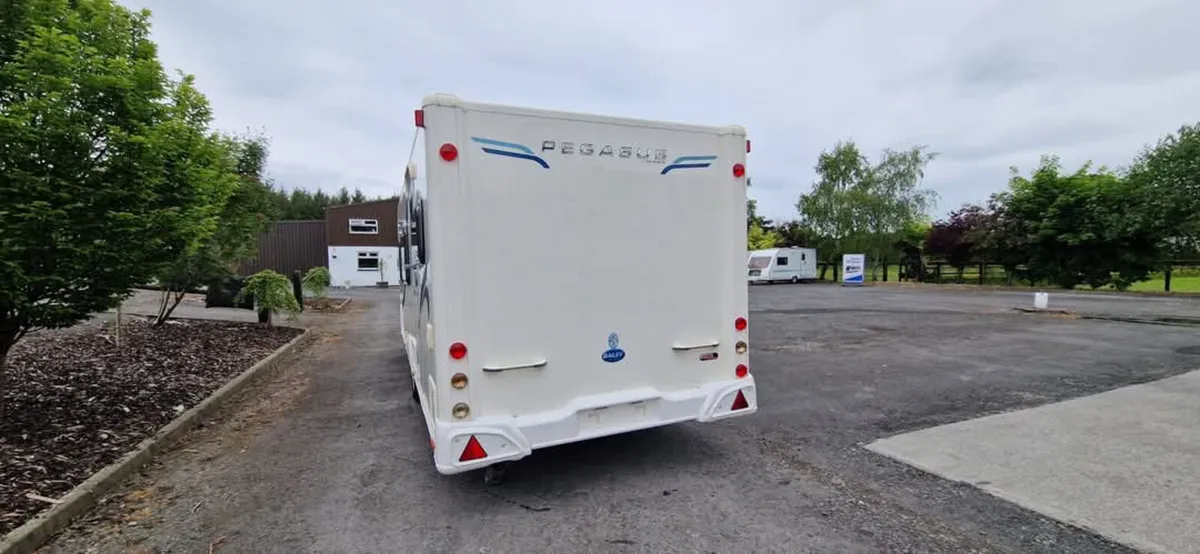 Bailey Pegasus x 6 berth caravan - Image 4