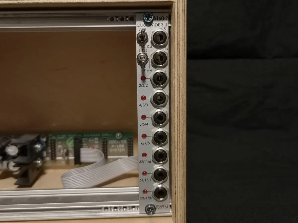 Doepfer A-160-2 Clock Divider II & Mini Case - Image 3