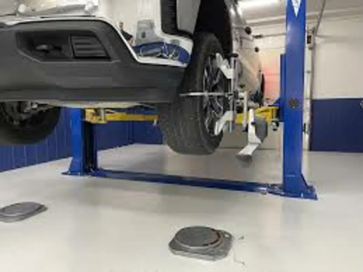 Wheel alignment machine - Image 2