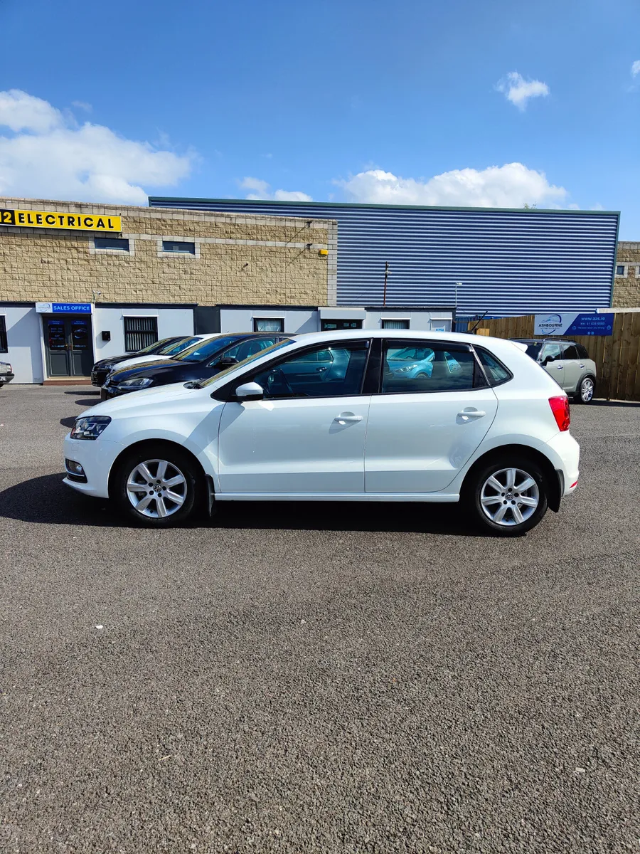2016 VW POLO 1.2TSI AUTOMATIC - Image 4