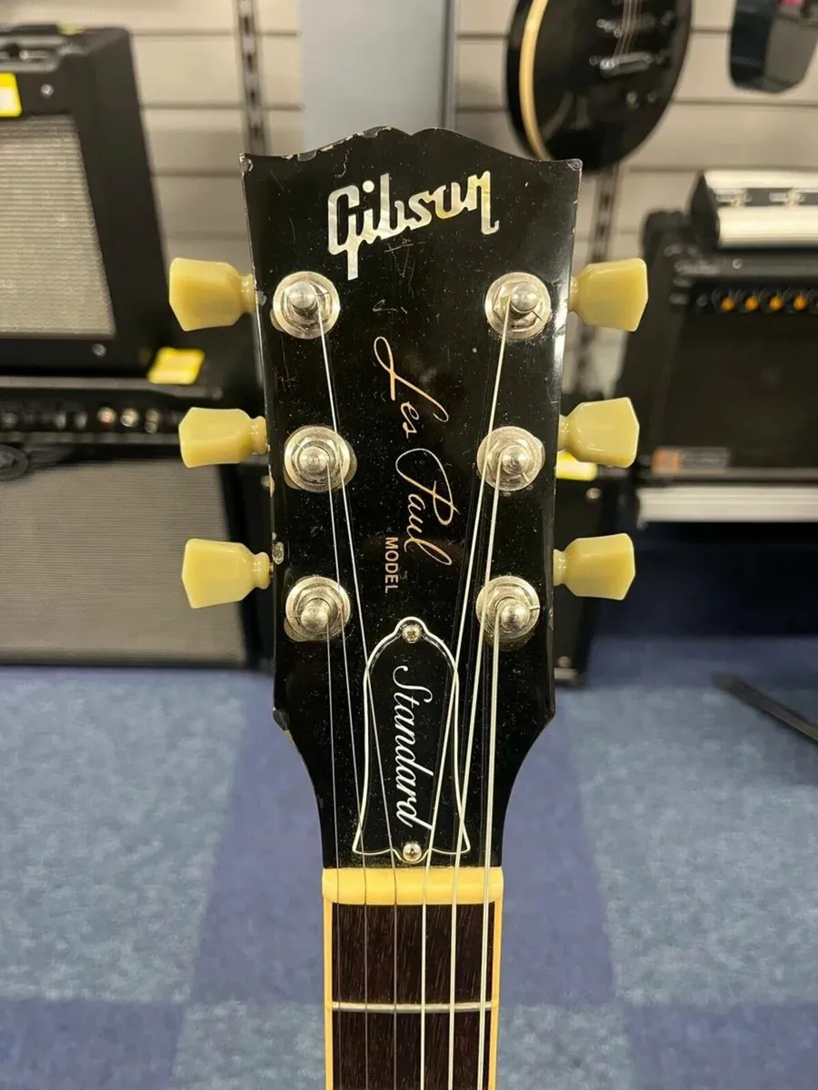 2009 Gibson Les Paul Standard Left Handed - Image 4