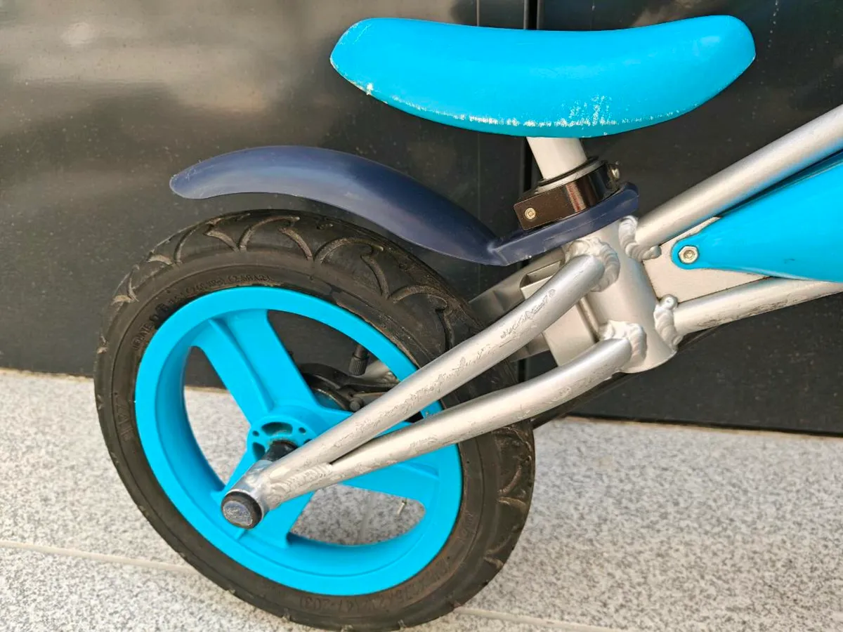 Balance bike - Image 3