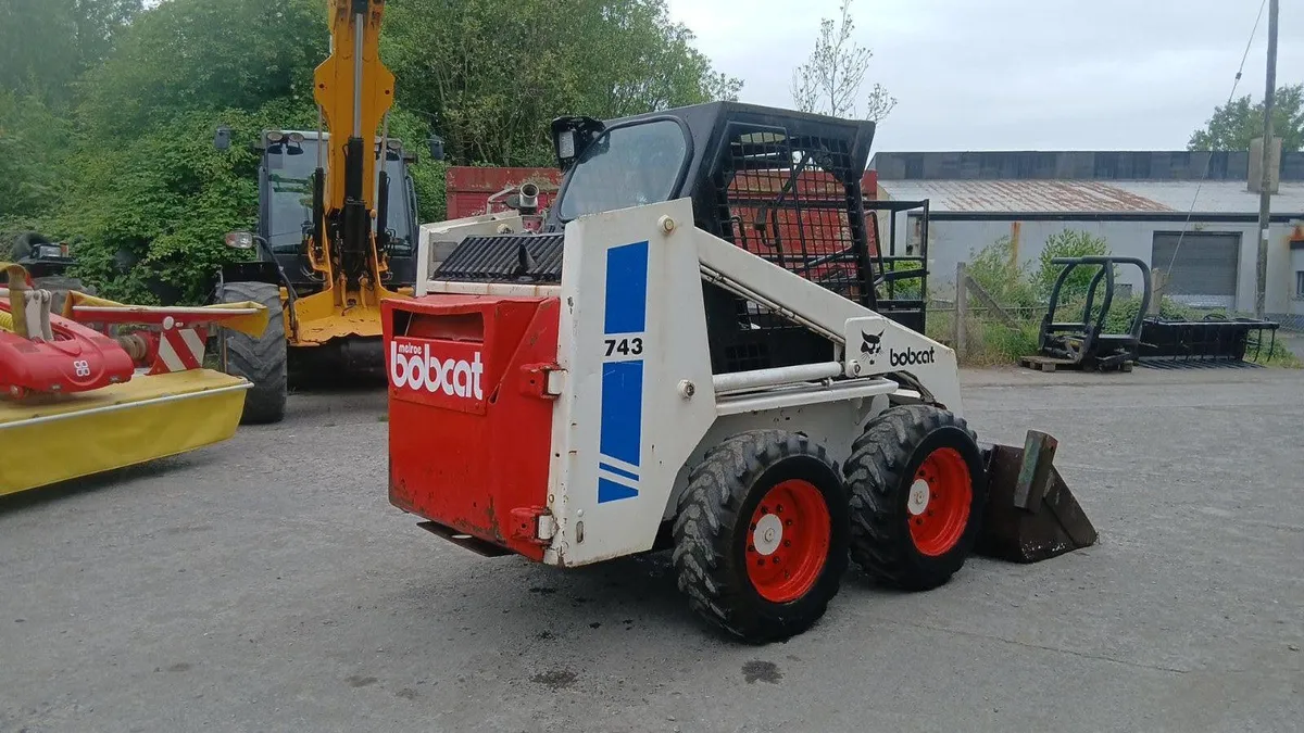 Bobcat 743 skidsteer - Image 3