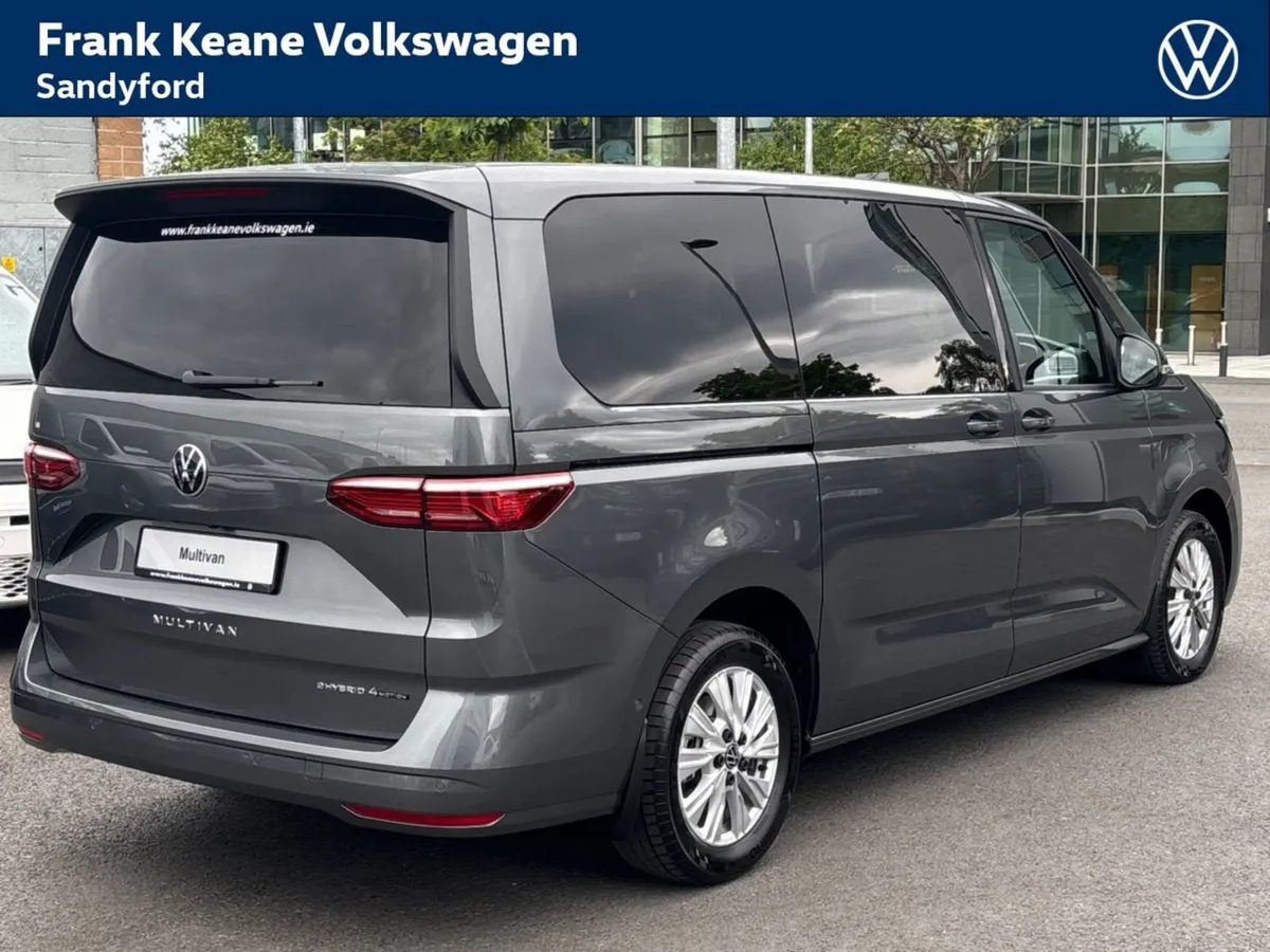 Volkswagen Multivan T7 Life Plug-in Hybrid 240BHP - Image 3