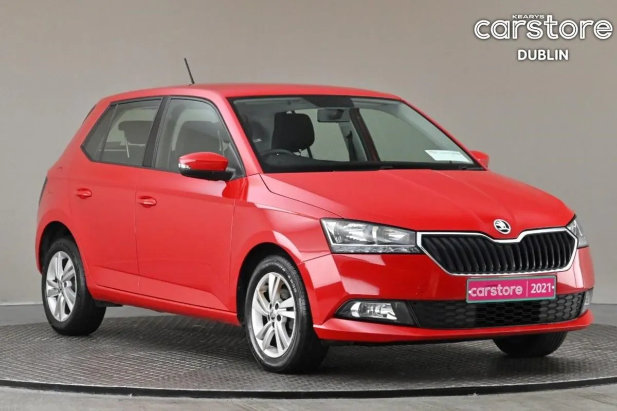 Skoda Fabia Ambition 1.0mpi 60hp 5spd  apple Car - Image 1