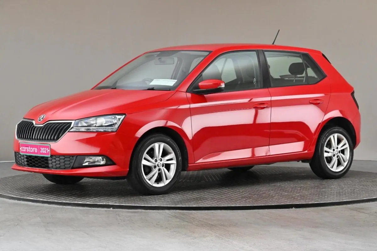 Skoda Fabia Ambition 1.0mpi 60bhp 5spd  apple Car - Image 4