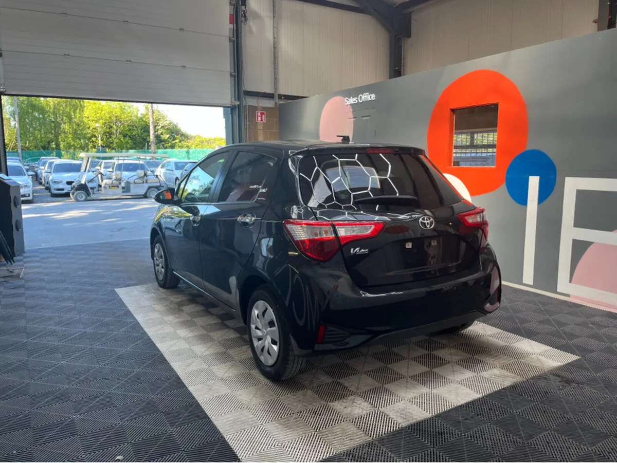Toyota Vitz 1.0 PETROL / 75k KMs - Image 4