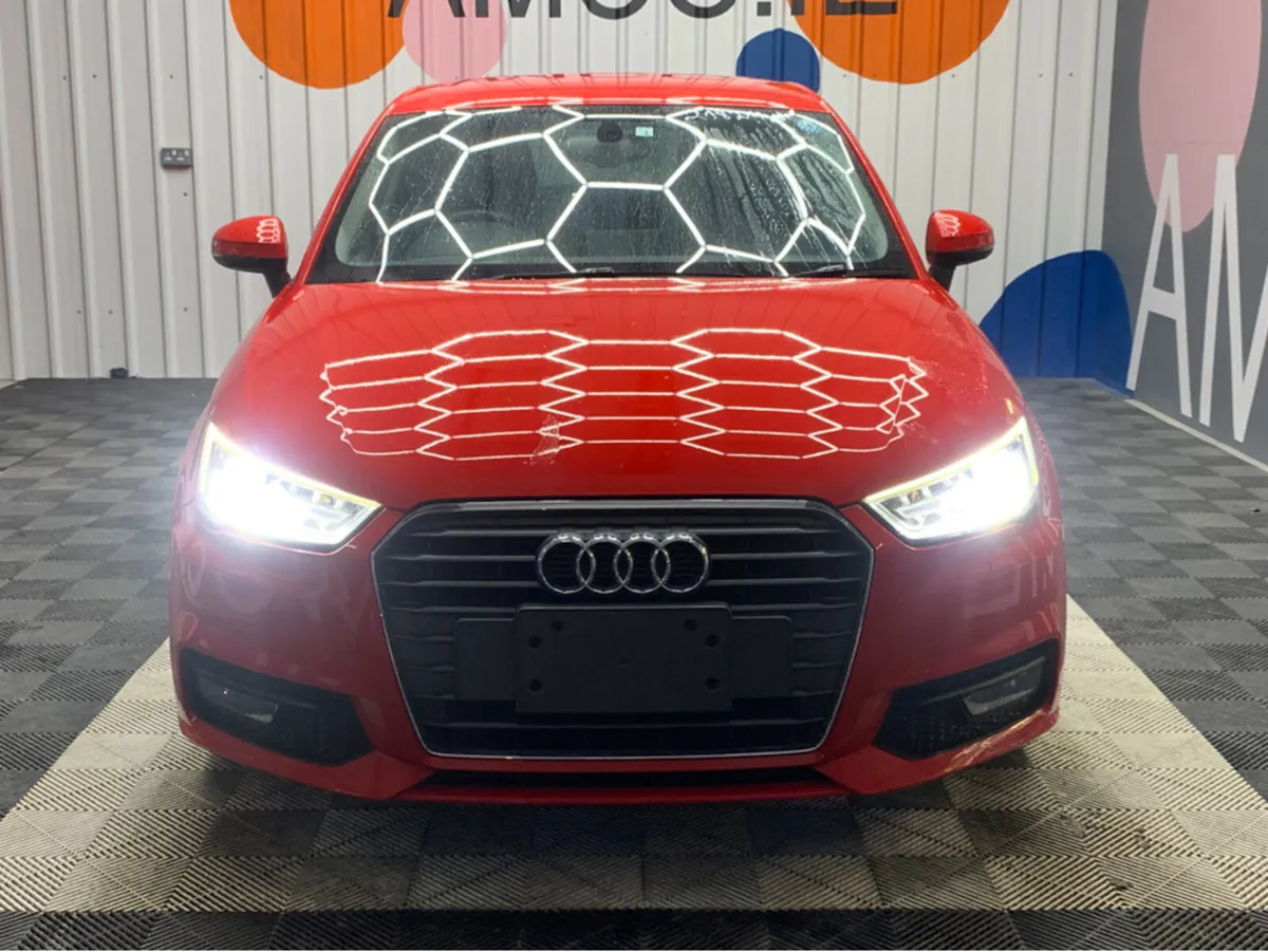 Audi A1 AUDI A1 AUTOMATIC 1.0 TFSI SPORT / Automat - Image 2