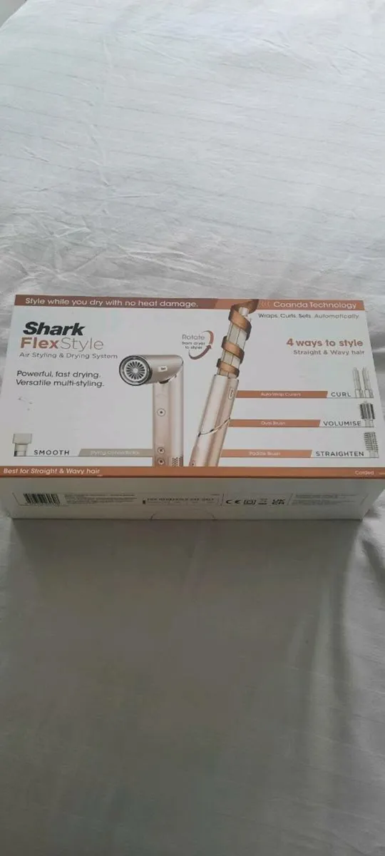 Shark FlexStyle 4 in 1 Hair Styler - Image 1