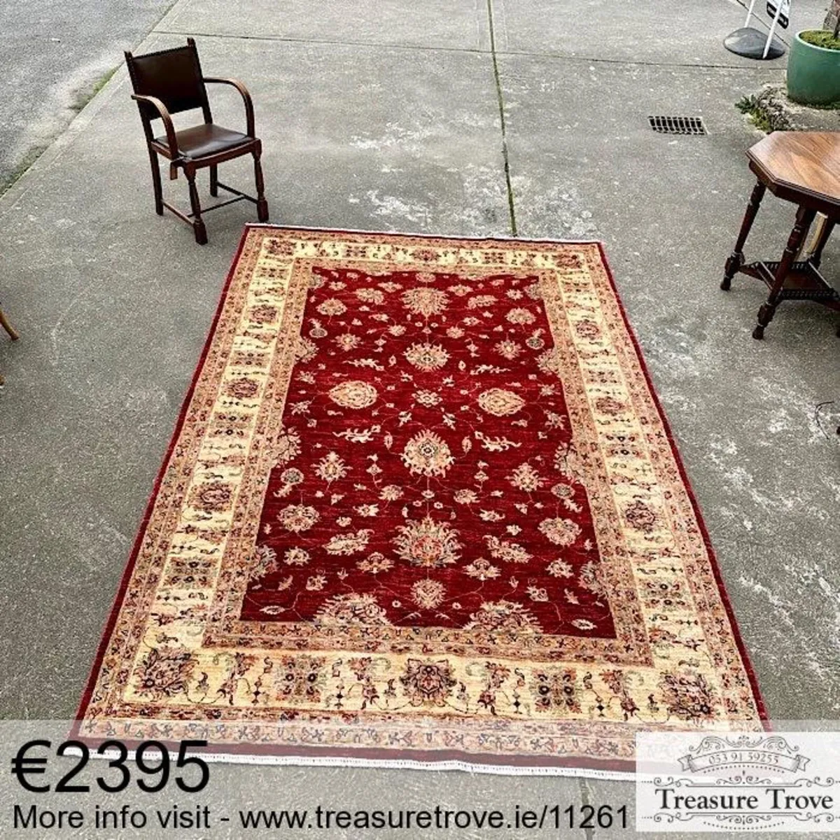 Hand woven oriental rugs - Image 1