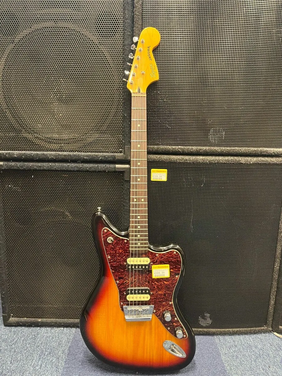 Squire Vintage Modified Jaguar - Image 2