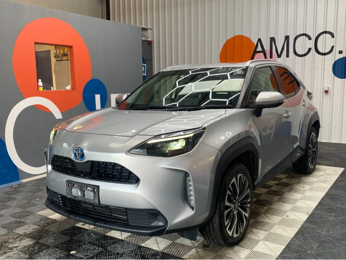 Toyota Yaris Cross AUTOMATIC 1.5 HYBRID / 84k KMs - Image 3