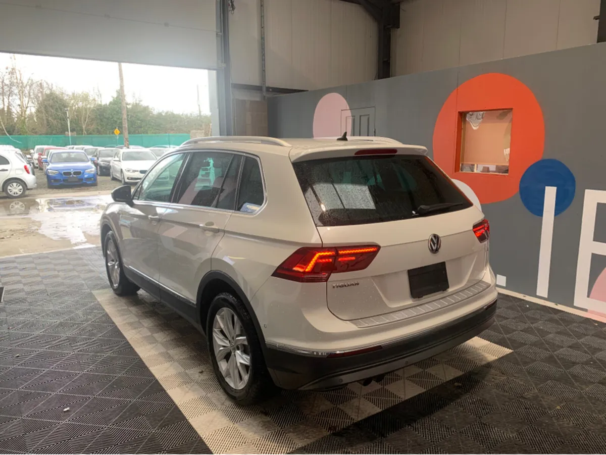 Volkswagen Tiguan Tiguan Automatic 1.4 TSI Highlin - Image 4