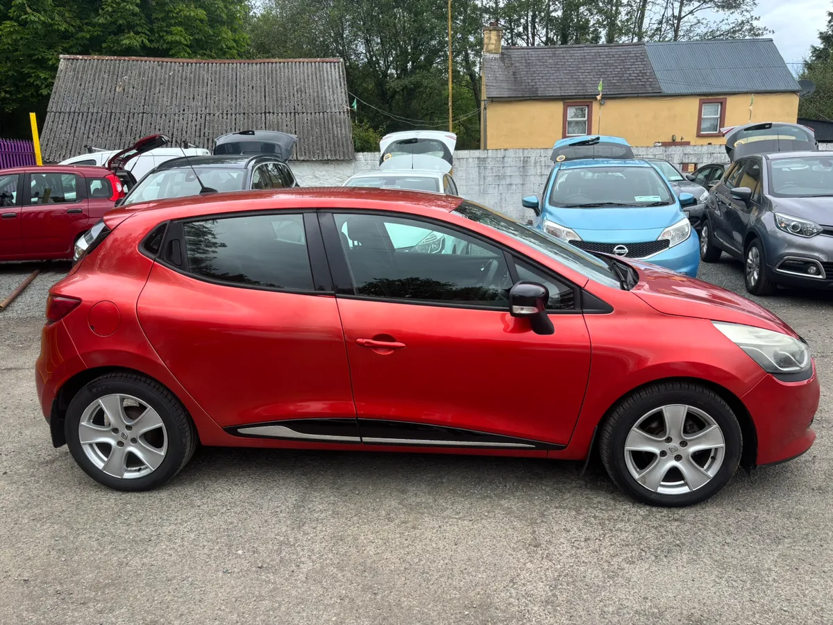 Stunning Low MLS Renault Clio NCT Tax Warranty - Image 3