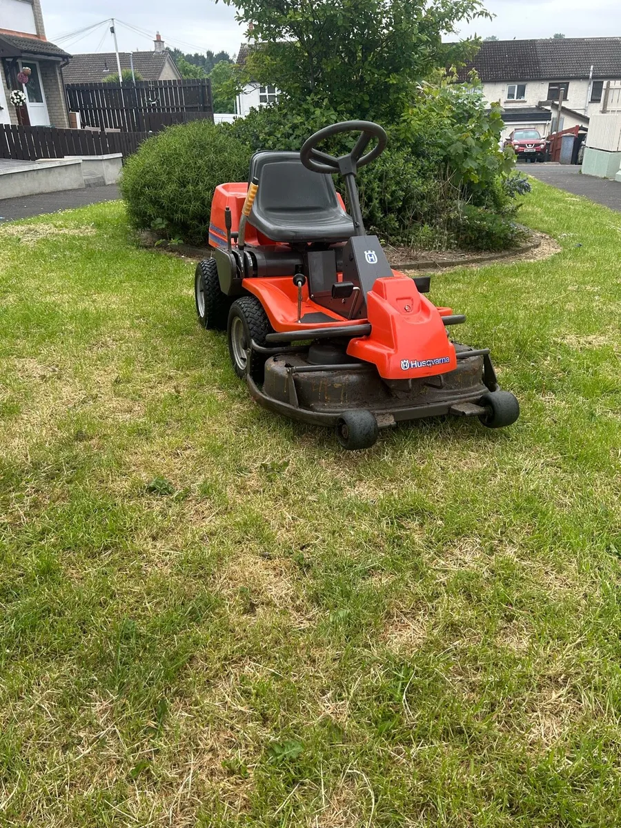 Husqvarna ride on lawnmower - Image 1