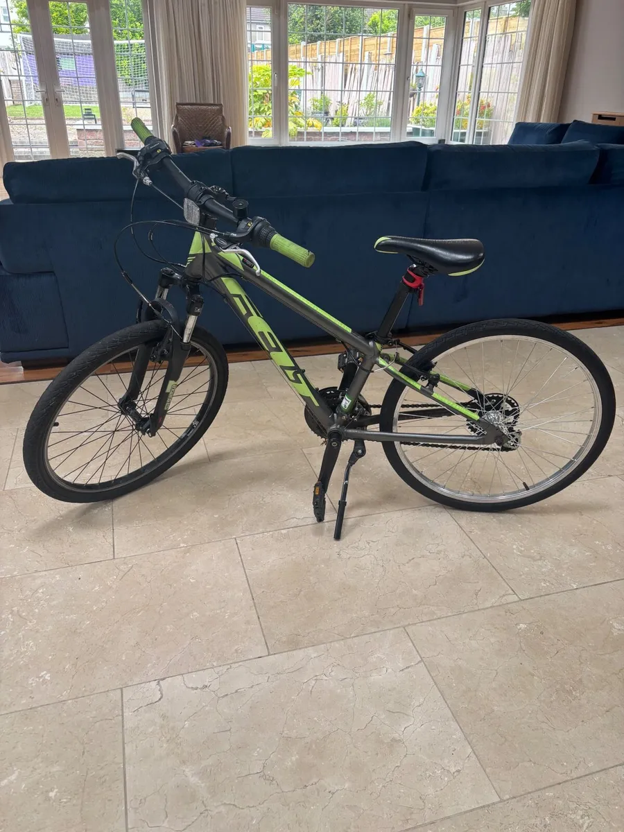 Kids bike - Image 4