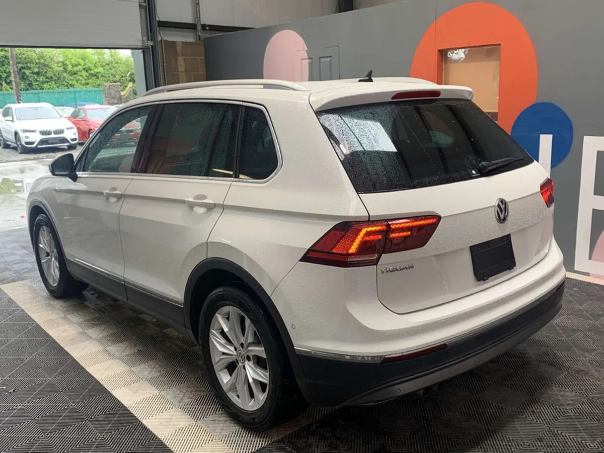 Volkswagen Tiguan Tiguan Automatic 1.4 TSI Highlin - Image 4