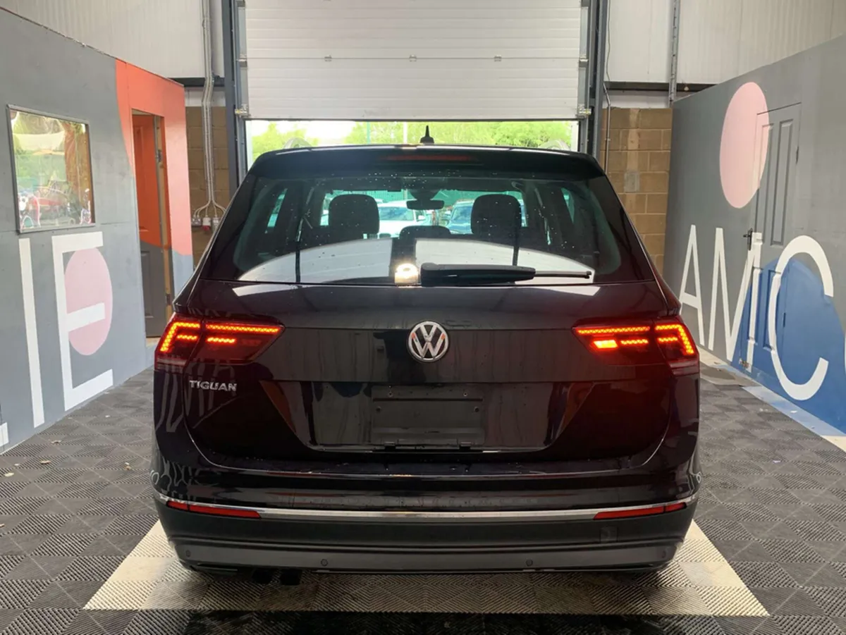 Volkswagen Tiguan Tiguan Automatic 1.4 TSI Highlin - Image 4