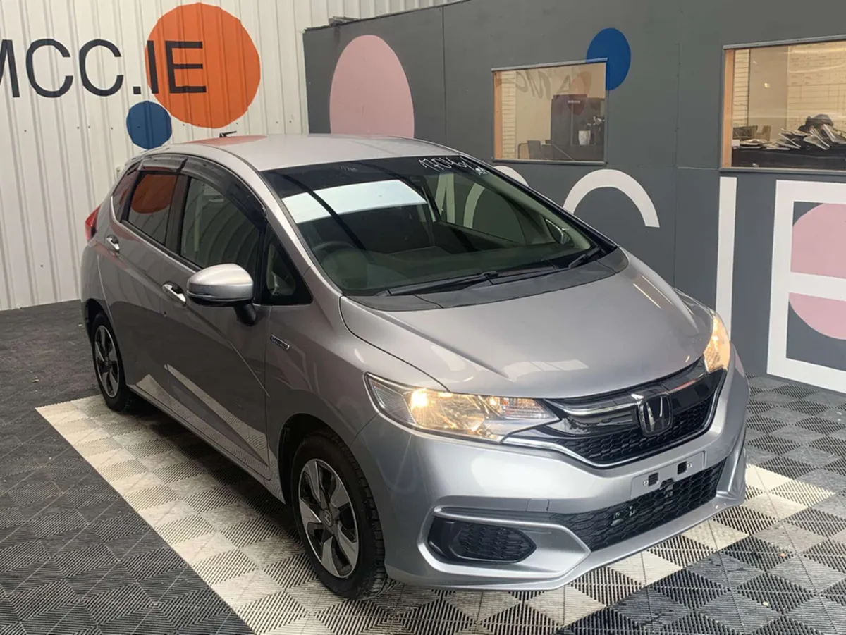 Honda Fit Honda Fit 1.5 Hybrid F / 66k KMs / Cruis - Image 1