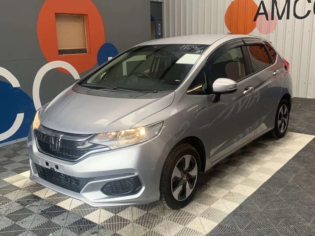 Honda Fit Honda Fit 1.5 Hybrid F / 66k KMs / Cruis - Image 3
