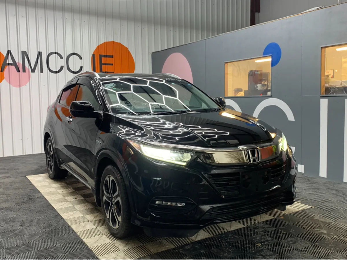 Honda Vezel 1.5 HYBRID / 51k KMs / Heated Seats & - Image 1