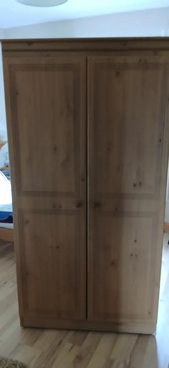 Wardrobe  38" Wide x 6ft high x 20" Deep - Image 1