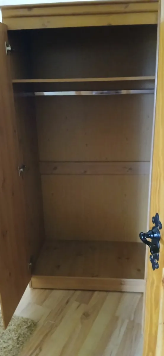 Wardrobe  38" Wide x 6ft high x 20" Deep - Image 2