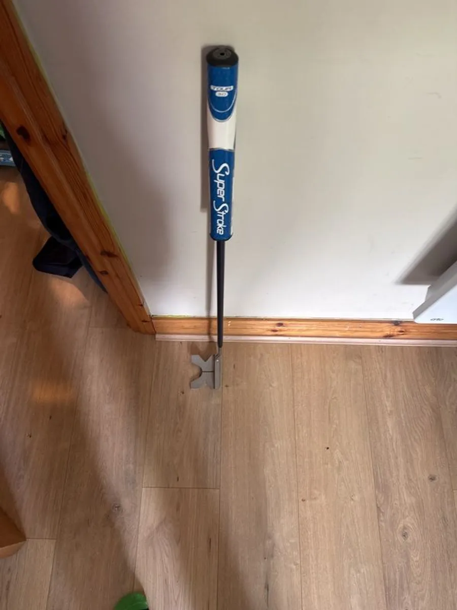 SIK Flo putter with upgraded shaft - Image 1