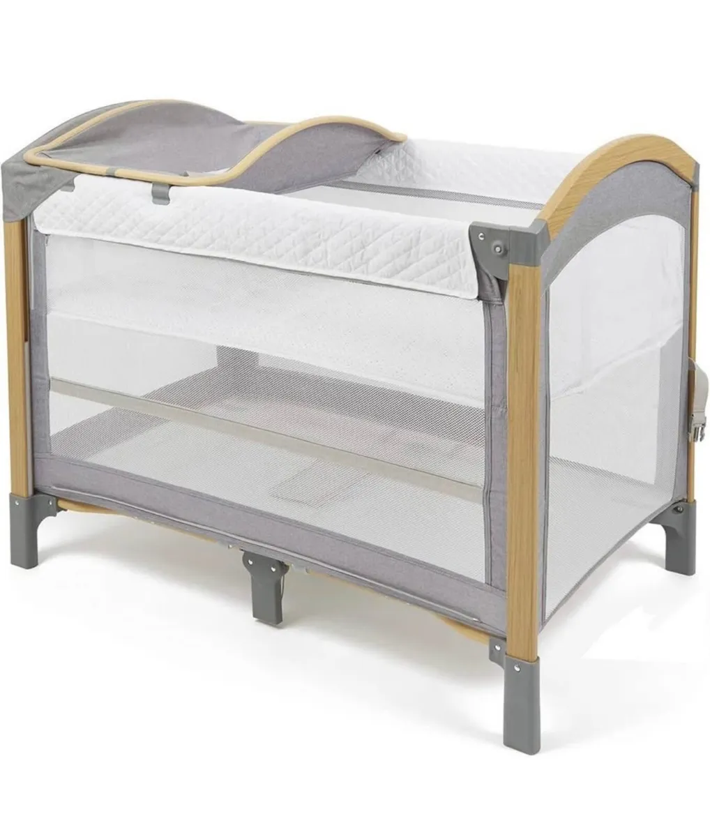 Travel Cot - BABYLO Oasis Exclusive - Image 1