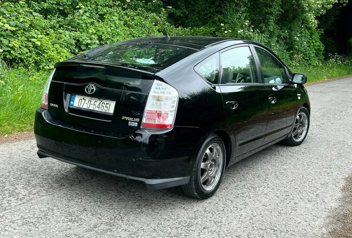 Toyota Prius 2007 1.5 Petrol nct 10/25 tax 5/25 - Image 3