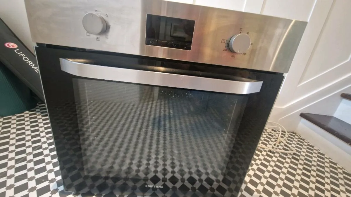 Electric oven - Image 3