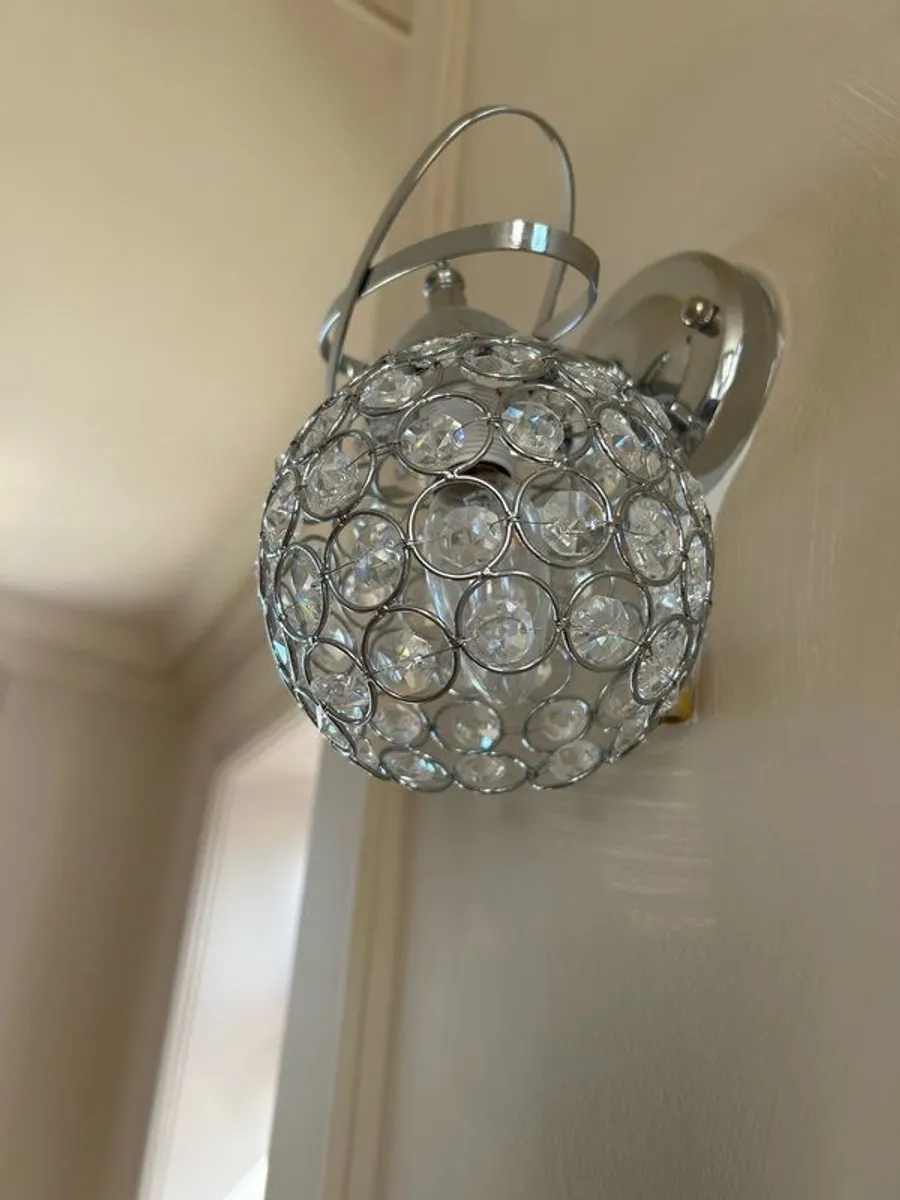 2 Crystal Chandliers and 4 wall lights - Image 4