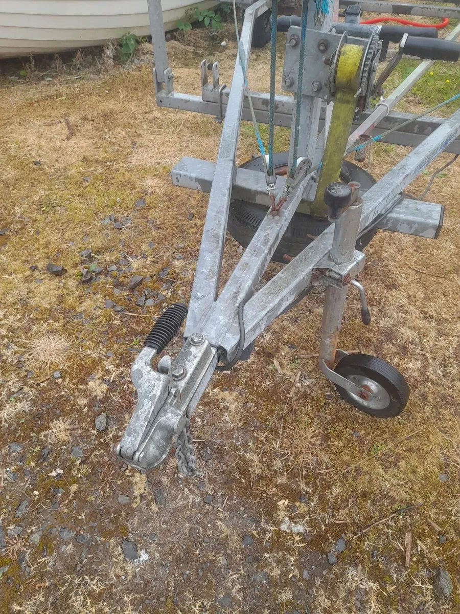 Triple stack dinghy trailer - Image 2