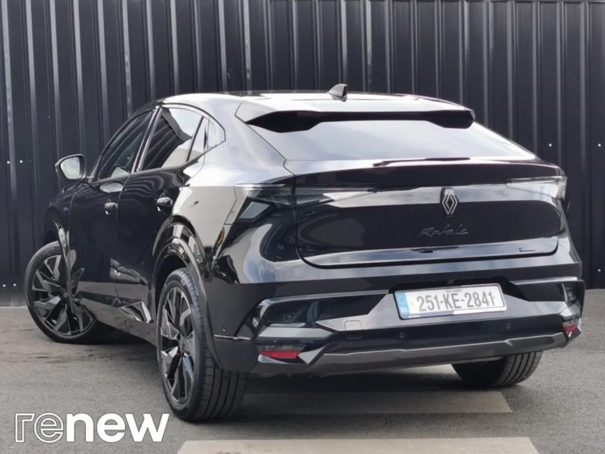 Renault Rafale E-tech Hybrid 200 Auto Esprit Alpi - Image 2