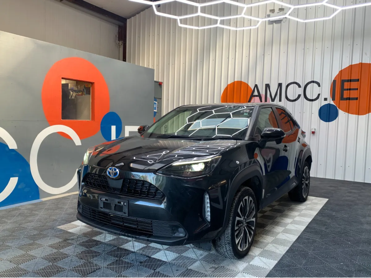 Toyota Yaris Cross 1.5 HYBRID / 67k KMs / Heated S - Image 3