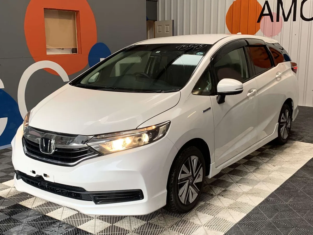 Honda Shuttle Honda Shuttle 1.5 Hybrid/Honda Sensi - Image 2