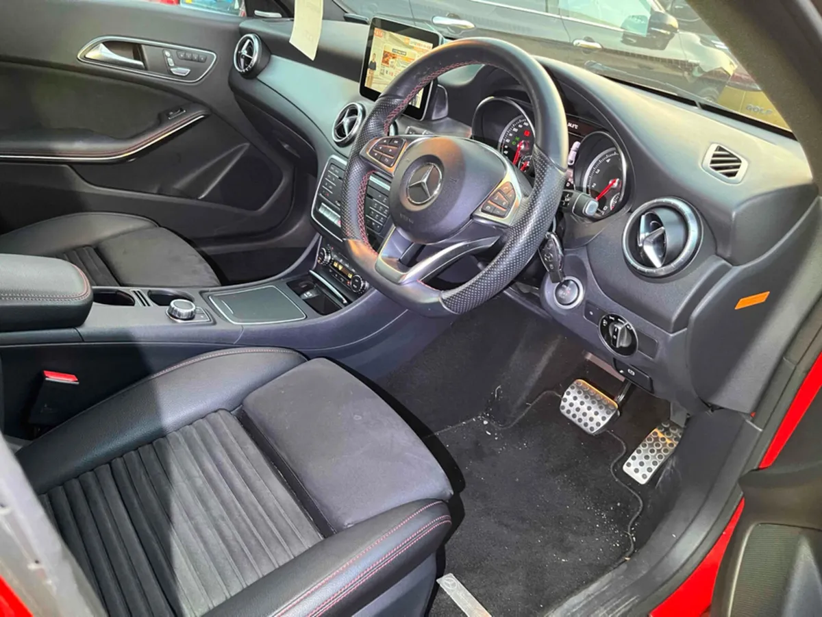 Mercedes-Benz CLA CLA180 AMG LINE *Coming Soon* / - Image 3