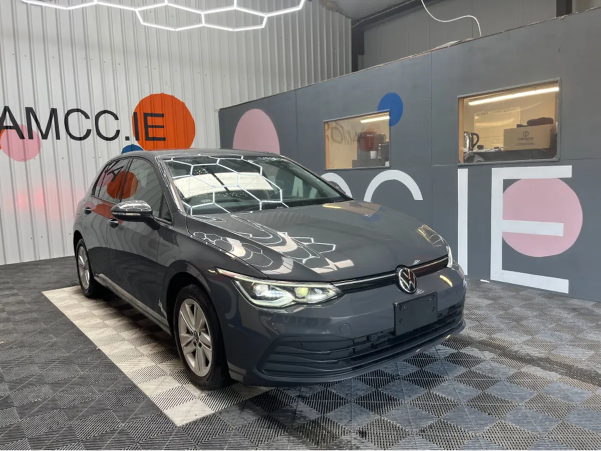 Volkswagen Golf 1.0 eTSI / 14k KMs / REVERSE CAMER - Image 1