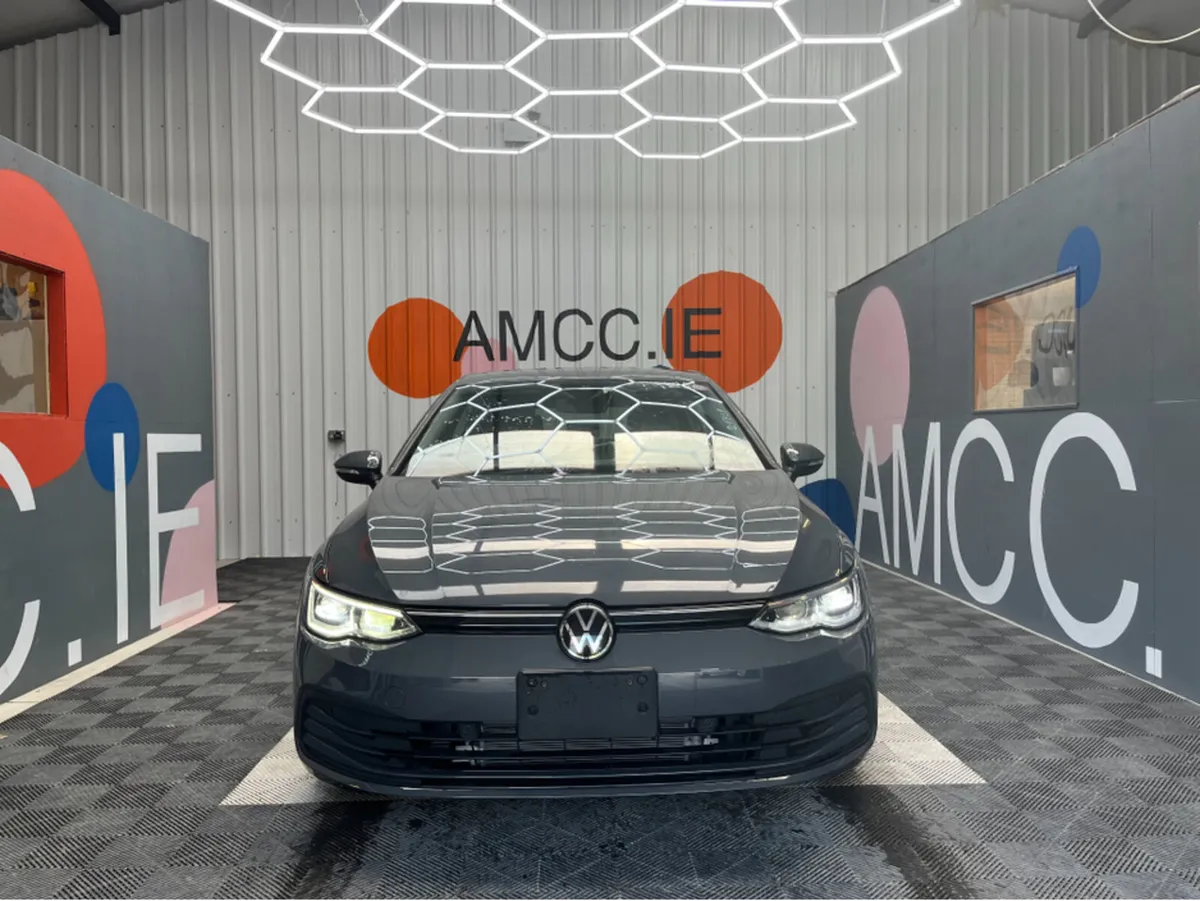 Volkswagen Golf 1.0 eTSI / 14k KMs / REVERSE CAMER - Image 2