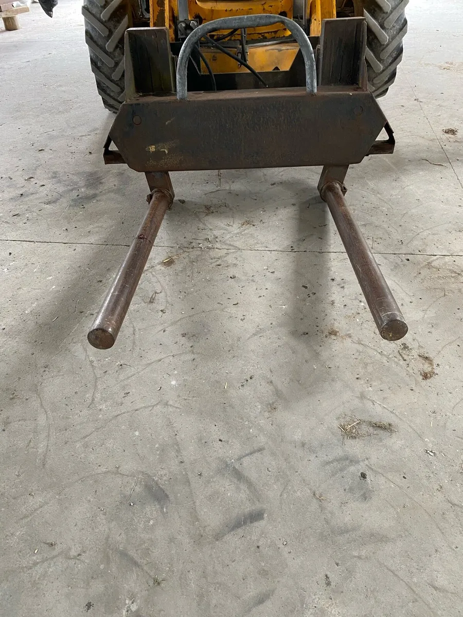 Bale handler - Image 1
